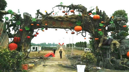 假樹大門_生態園假樹大門,顛覆傳統裝飾給您不一樣的美